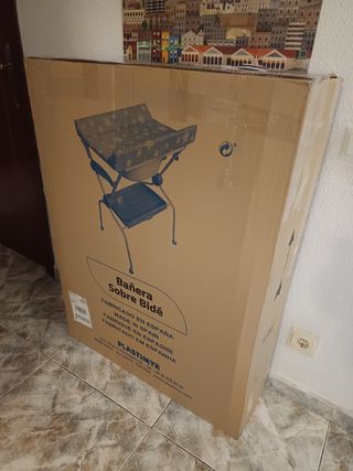 Bañera cambiador sobre bidé