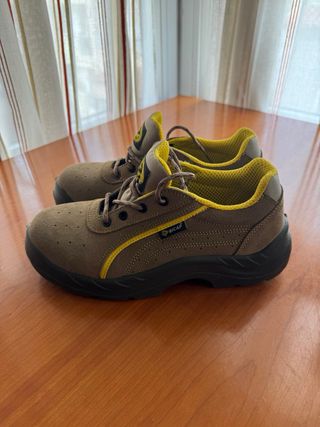Zapatos de Seguridad 42