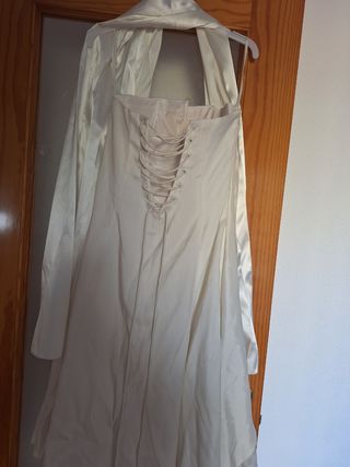 TRAJE NOVIA CORTO.