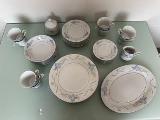 Serviço Lily by China Pearl