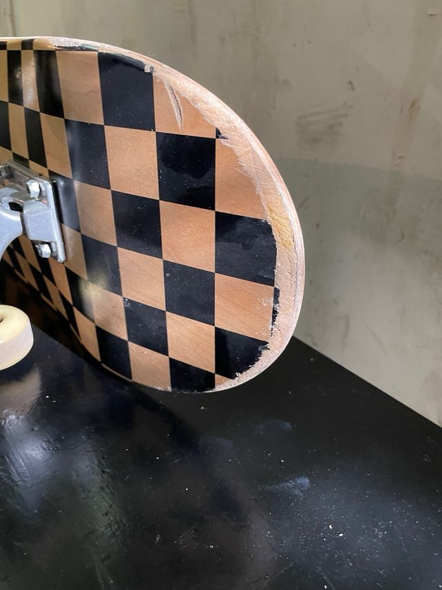 SKATEBOARD GLOBE INTL