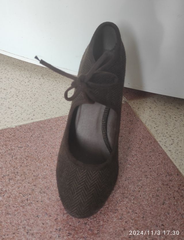 Zapato de Mujer, en perfecto estado.