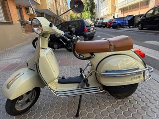 Vespa PX 125 E
