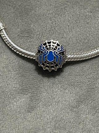 Charm Spiderman telaraña 🕸️