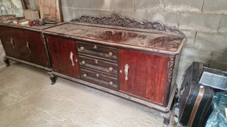 Juego de cómodas antiguas