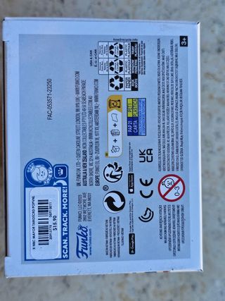 Funko pop Mayor n° 1404 Hot topic - Disney