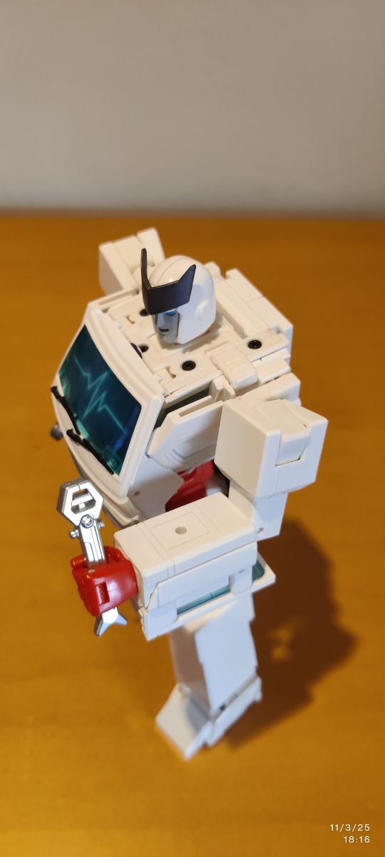 Transformer Ratchet Masterpiece ORIGINAL
