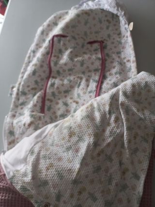 Precioso saco para capazo Paz Rodríguez