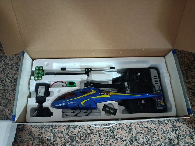 Helicóptero RC Lama V4