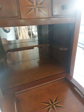 Mueble bar de cerezo francés