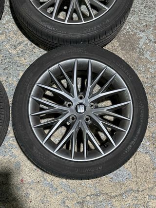 Ruedas SEAT 17” originales, neumatico al 95% 