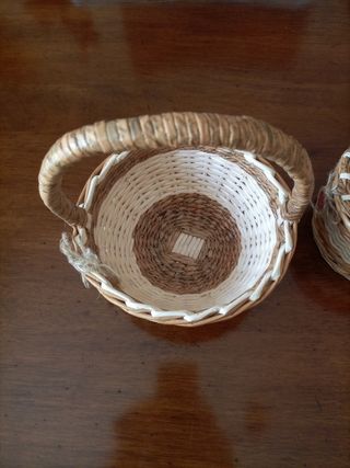 Cestini realizzati a mano