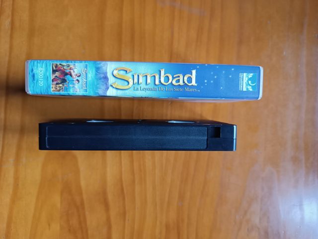 Cintas VHS de “Manuelita”, “Ice Age” y “Simbad”