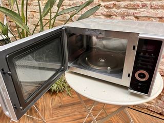 LG Microondas horno y grill 3 en uno!