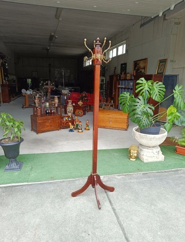 Perchero antiguo caoba