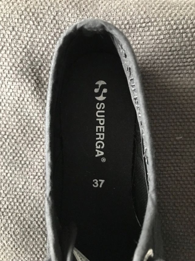 Nuova piattaforma Superga taglia 37