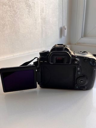 Camara canon eos 70D