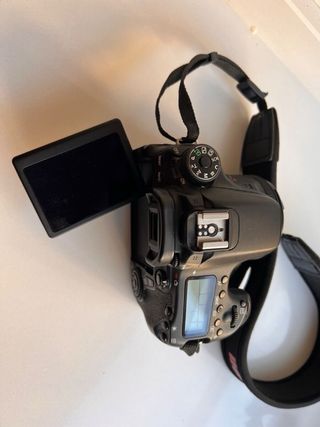 Camara canon eos 70D