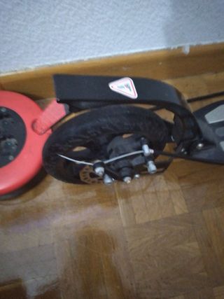 Patinete Urbano de Ruedas Grandes