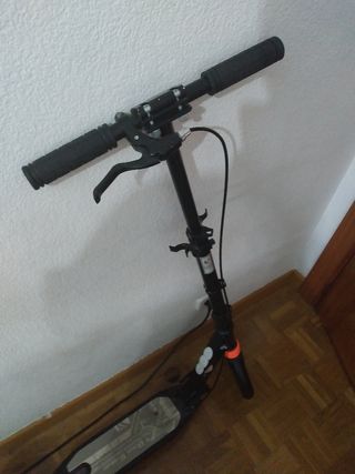 Patinete Urbano de Ruedas Grandes