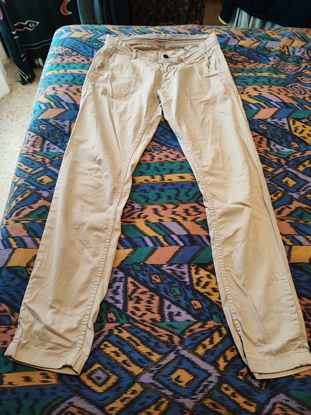 Pantalón (Zara 1975) W31 | ES 41.
Verano 