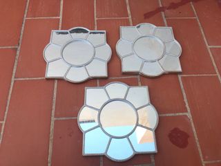 3 cuadros pequeños espejo