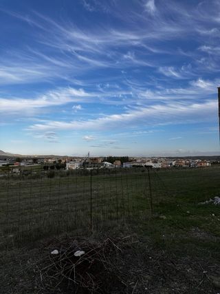 Solar urbanización Cerro Beylar