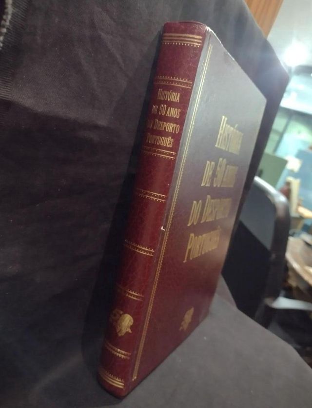 História de 50 Anos do Desporto Português - Antóni