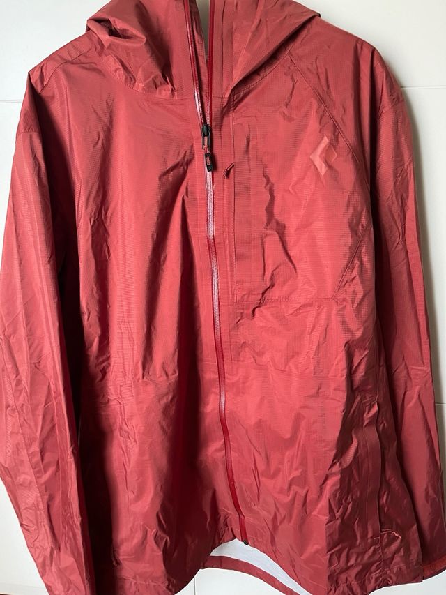 Chaqueta lluvia Black Diamond