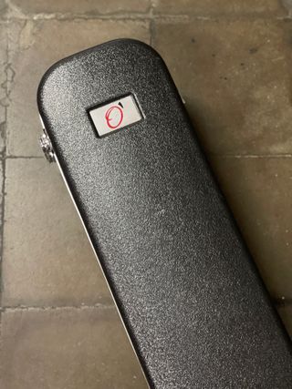 Guitarra Alvarez J80CE Jumbo + funda rígida