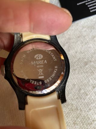 Reloj Marea blanco deportivo.