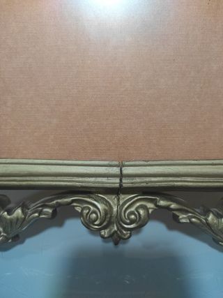 Marco de madera muy antiguo