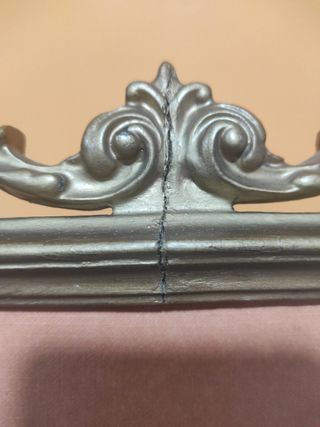 Marco de madera muy antiguo