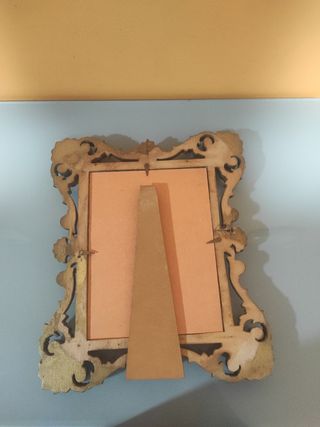 Marco de madera muy antiguo