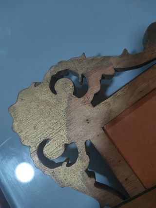 Marco de madera muy antiguo