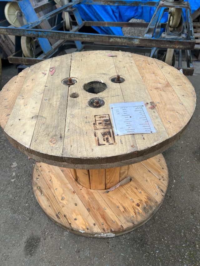 ♻️MESAS BOBINAS CARRETE MADERA CABLE CHILLPALET 🧵‼️