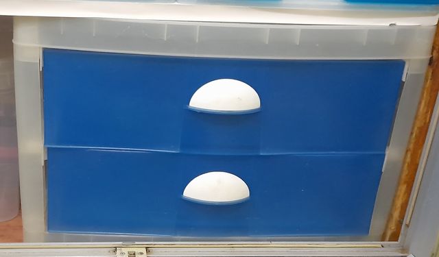 Cajoneras grandes con 2 cajones azules