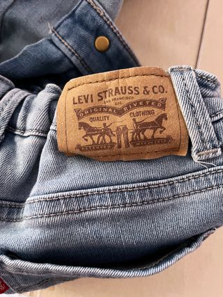 Jeans Levi’s 10 anni