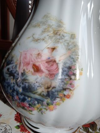 FINA Y PINTADA A MANO ORO TETERA CAFETERA ANTIGUA