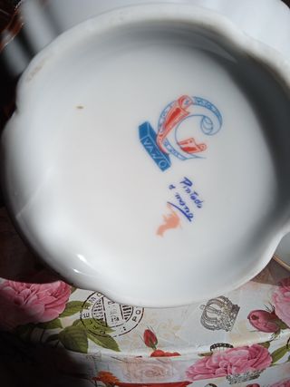 FINA Y PINTADA A MANO ORO TETERA CAFETERA ANTIGUA