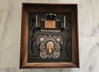 Dark Crown Toys 1/6 Crimson Burning Souls