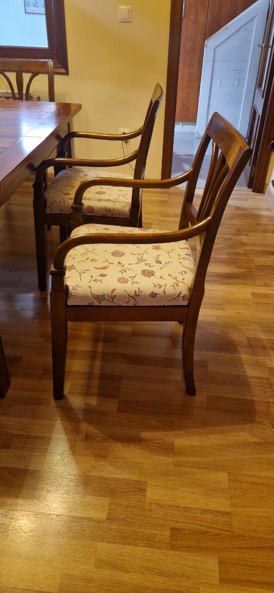 Mesa y 6 sillas de teca