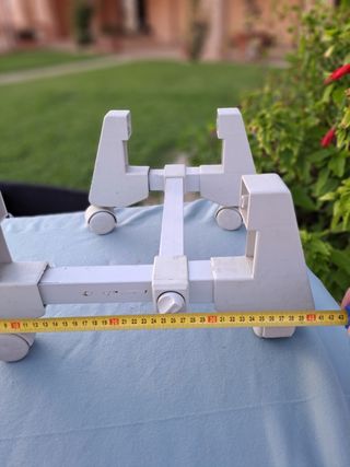 Soporte torre ordenador