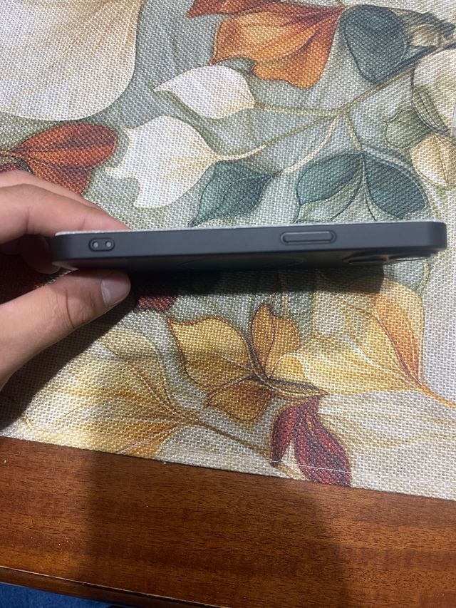 Cover iphone 13 con protezione fotocamera