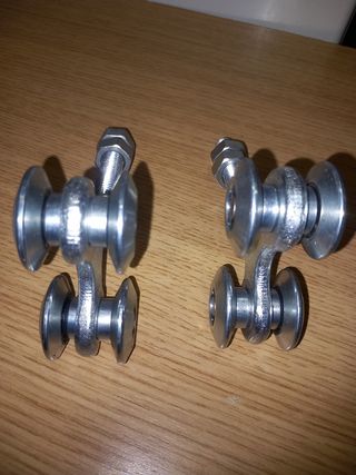 PAREJA ROLDANAS POLEAS PUERTAS CORREDERA