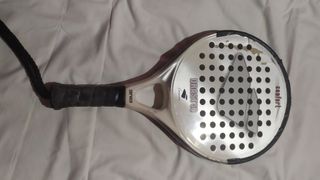 RAQUETA DE PÁDEL ( CON REGALO) 