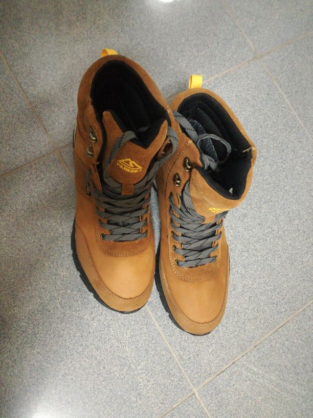 Botas de montaña ,waterproof