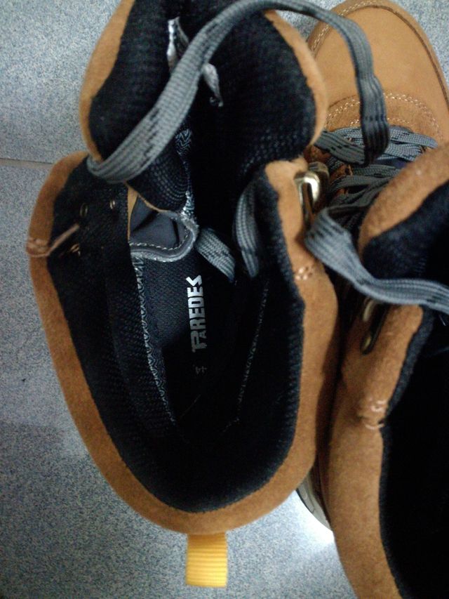 Botas de montaña ,waterproof