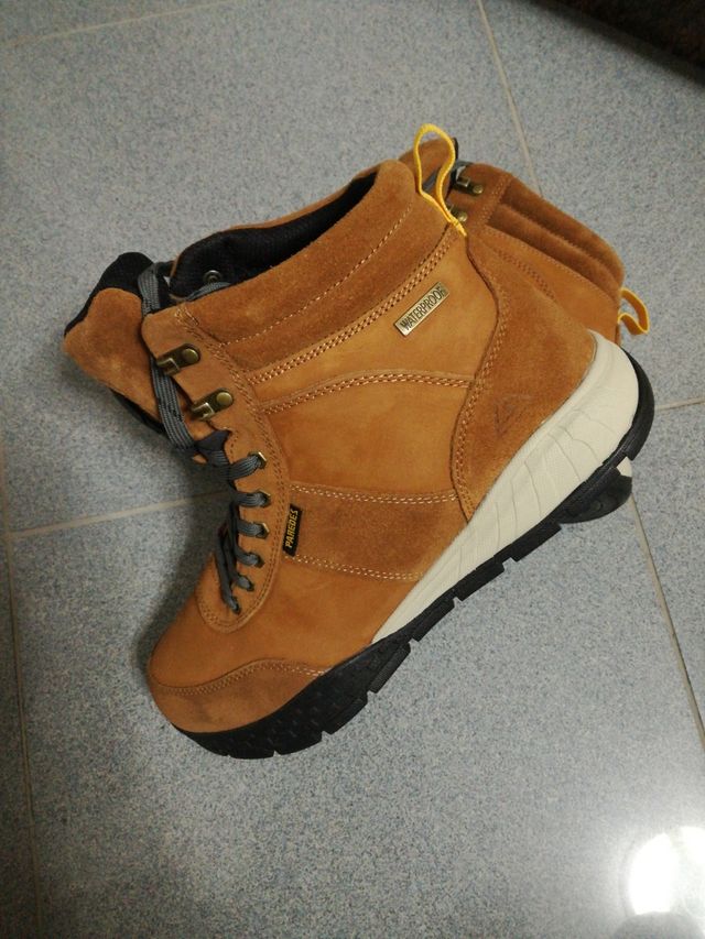 Botas de montaña ,waterproof