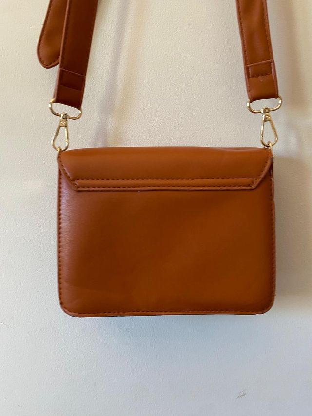 Bolso bandolera de piel sintética